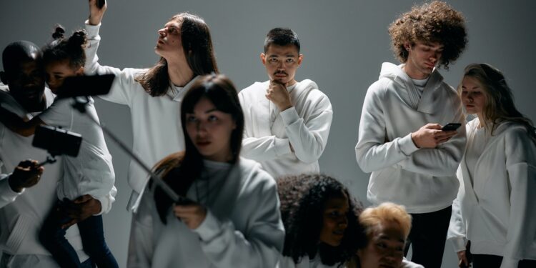 social media addiction