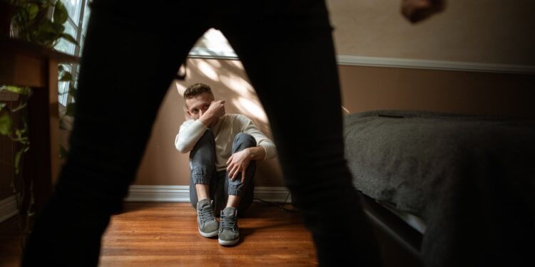 narcissism signs and symptoms